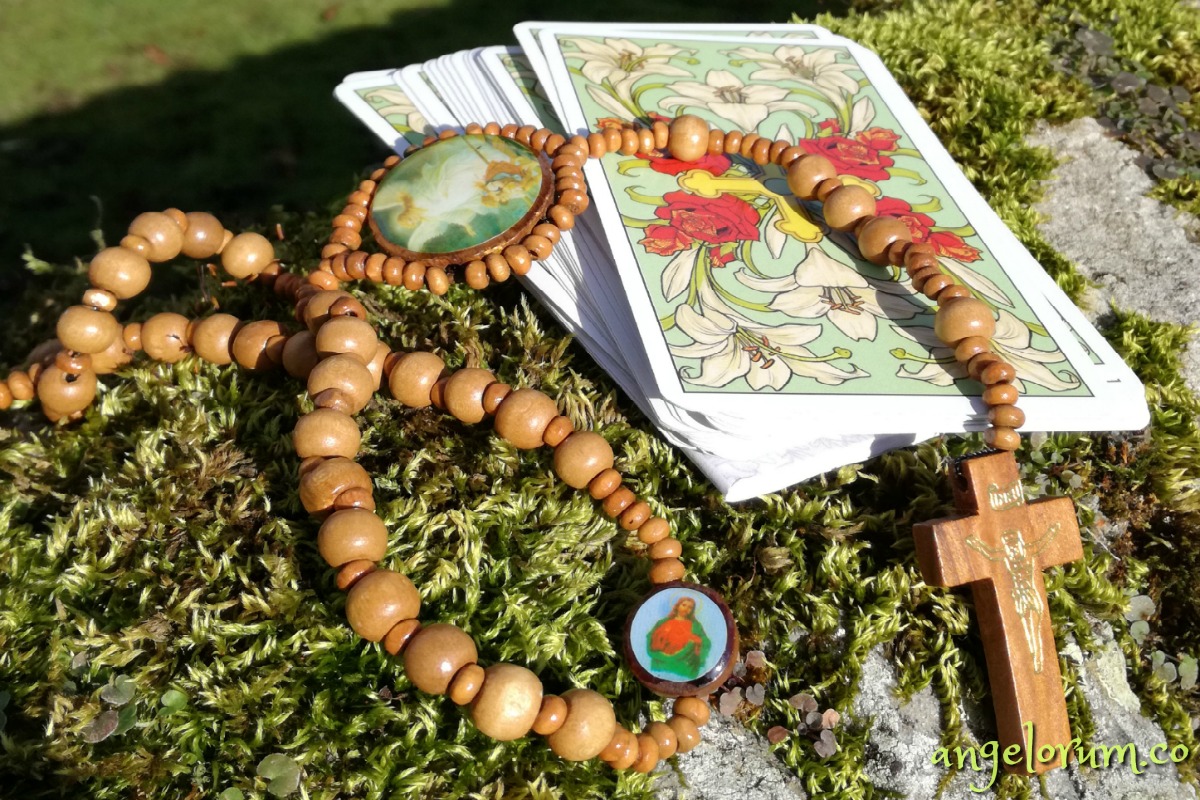 10 Things I Love About Being a Christian Tarot Reader