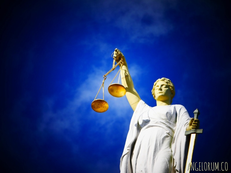 A Legal Tarot Spread ⋆ Angelorum Tarot